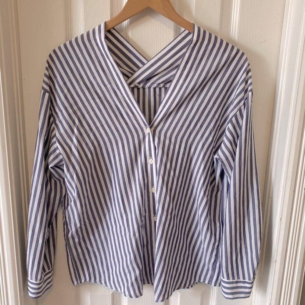 8Seconds - blue & white striped button down shirt - S
